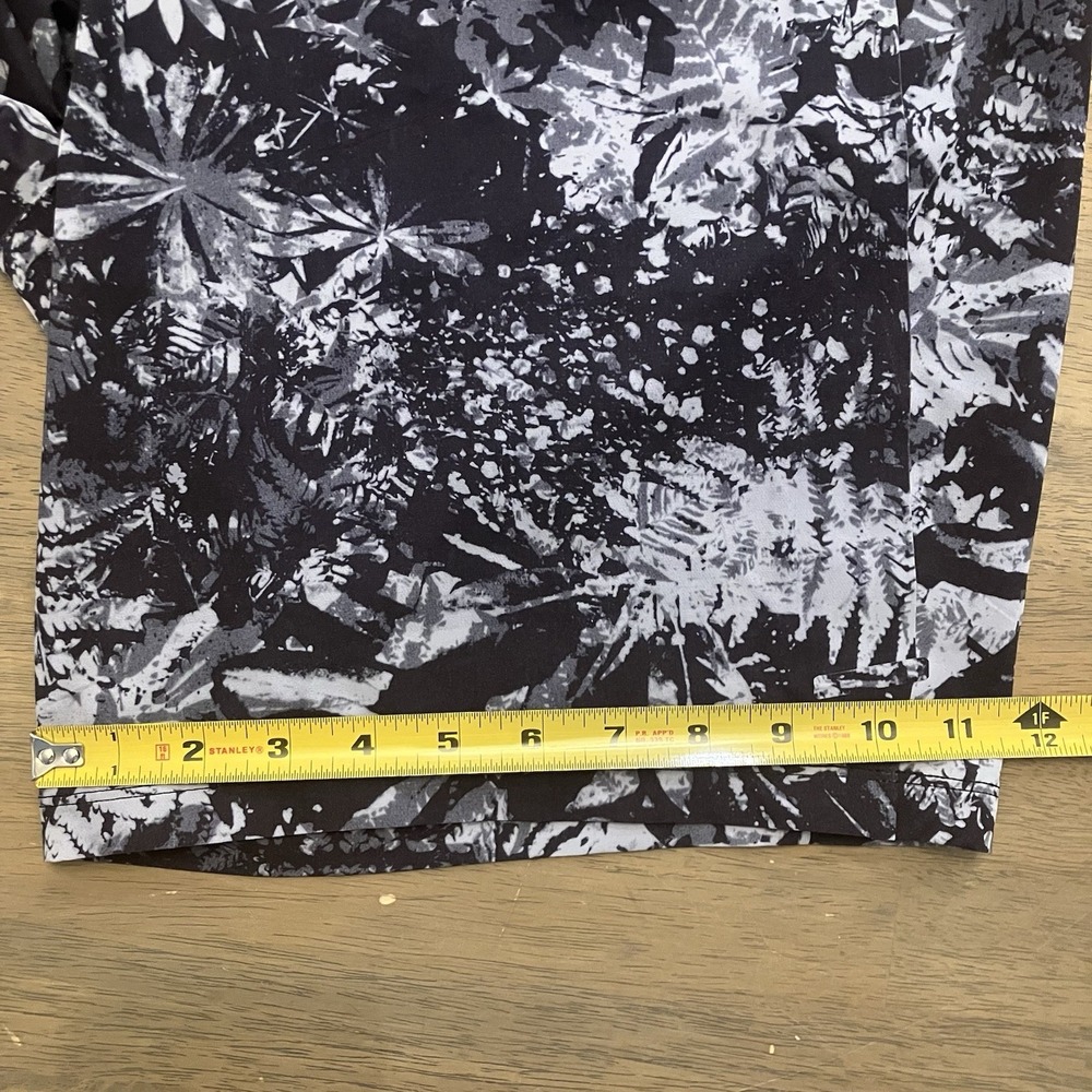 Lululemon Men's Current State Board Short 9" Black Floral Swimming Shorts Sz 34 - Picture 10 of 11